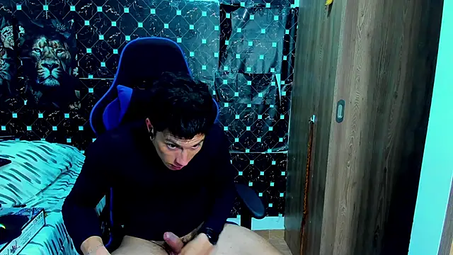 javiersexymann online show from 01/08/26, 01:08