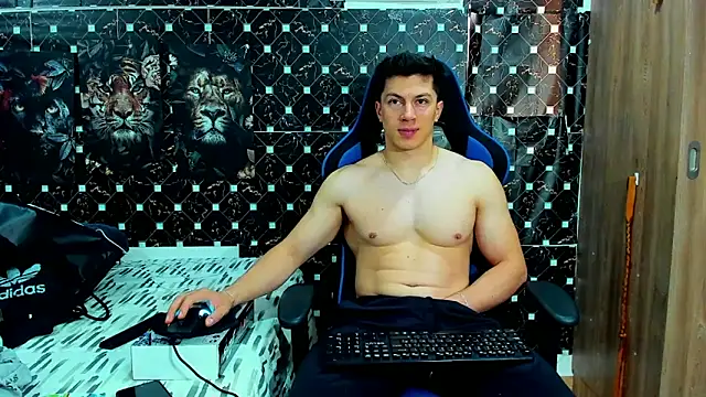 javiersexymann online show from 05/07/26, 09:53