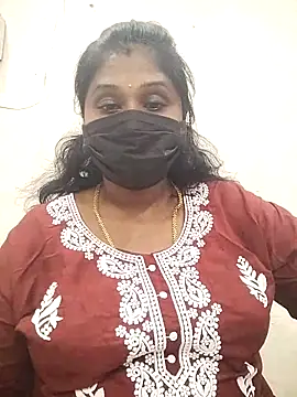 chaitara-reddy online show from 11/05/25, 08:14