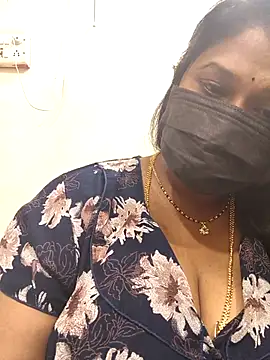 chaitara-reddy online show from 04/23/26, 03:25