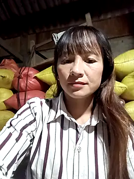 Snapshot of Mini3333 chatting on 09/29/25, 12:16 Mini3333 online show from 09/29/25, 12:16