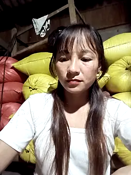 Snapshot of Mini3333 chatting on 10/02/25, 10:17 Mini3333 online show from 10/02/25, 10:17