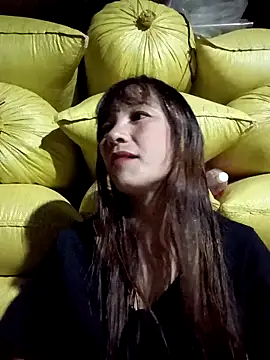 Snapshot of Mini3333 chatting on 10/03/25, 11:29 Mini3333 online show from 10/03/25, 11:29