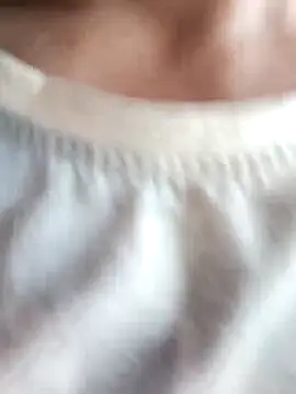 Snapshot of Mini3333 chatting on 10/14/25, 05:41 Mini3333 online show from 10/14/25, 05:41