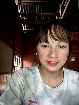 Snapshot of Mini3333 chatting on 10/27/25, 05:11 Mini3333 online show from 10/27/25, 05:11