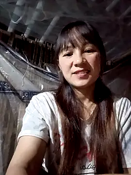 Snapshot of Mini3333 chatting on 11/05/25, 04:51 Mini3333 online show from 11/05/25, 04:51