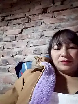 Snapshot of Mini3333 chatting on 11/19/25, 04:56 Mini3333 online show from 11/19/25, 04:56