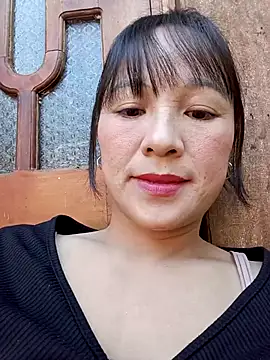 Snapshot of Mini3333 chatting on 11/23/25, 02:33 Mini3333 online show from 11/23/25, 02:33