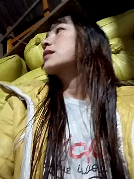 Snapshot of Mini3333 chatting on 11/25/25, 11:10 Mini3333 online show from 11/25/25, 11:10