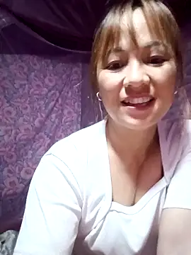 Snapshot of Mini3333 chatting on 04/29/26, 10:38 Mini3333 online show from 04/29/26, 10:38
