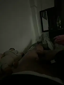 Snapshot of Manuel99boy chatting on 10/19/25, 06:47 Manuel99boy online show from 10/19/25, 06:47