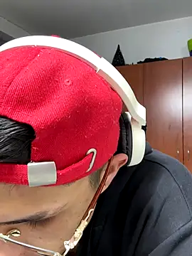 Snapshot of Manuel99boy chatting on 10/26/25, 11:05 Manuel99boy online show from 10/26/25, 11:05