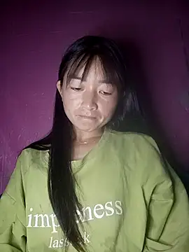 Snapshot of -mina--- chatting on 09/10/25, 03:39 -mina--- online show from 09/10/25, 03:39