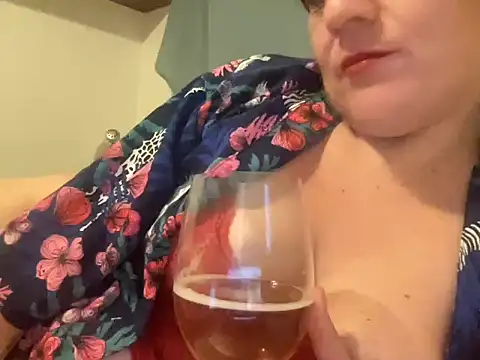 spookyspooky2 online show from 09/24/25, 04:49