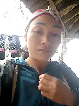 lucybaby00 online show from 12/20/25, 07:15