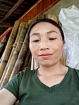 lucybaby00 online show from 04/06/26, 04:46