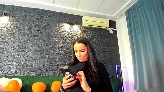 AnneSins online show from 11/02/25, 07:05