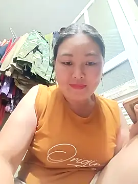 Snapshot of phunphun chatting on 09/27/25, 03:50 phunphun online show from 09/27/25, 03:50