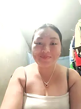 Snapshot of phunphun chatting on 10/03/25, 02:03 phunphun online show from 10/03/25, 02:03