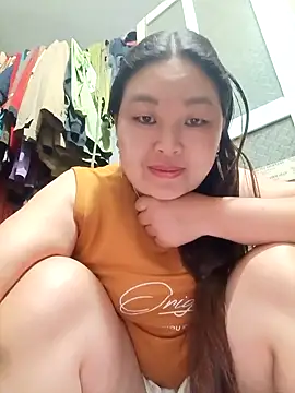 Snapshot of phunphun chatting on 10/14/25, 01:56 phunphun online show from 10/14/25, 01:56