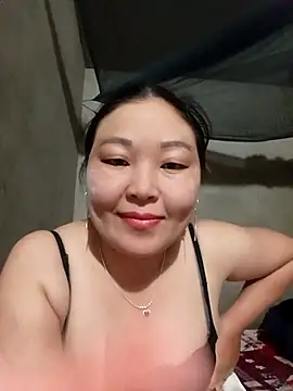 Snapshot of phunphun chatting on 10/17/25, 02:30 phunphun online show from 10/17/25, 02:30