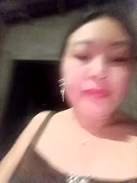 Snapshot of phunphun chatting on 10/20/25, 11:27 phunphun online show from 10/20/25, 11:27