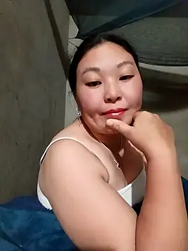 Snapshot of phunphun chatting on 10/28/25, 02:31 phunphun online show from 10/28/25, 02:31