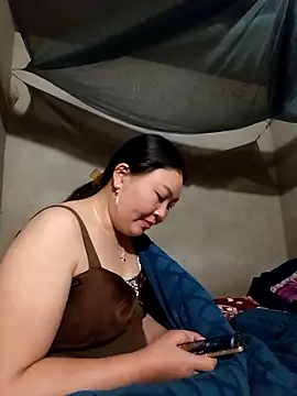 Snapshot of phunphun chatting on 11/05/25, 01:38 phunphun online show from 11/05/25, 01:38