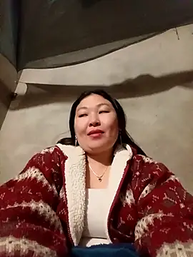 Snapshot of phunphun chatting on 11/21/25, 01:32 phunphun online show from 11/21/25, 01:32