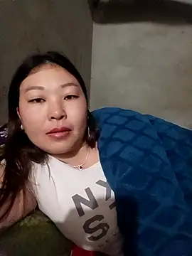 Snapshot of phunphun chatting on 11/23/25, 11:15 phunphun online show from 11/23/25, 11:15