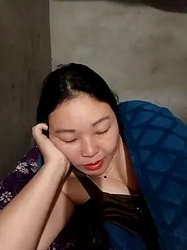 Snapshot of phunphun chatting on 11/26/25, 12:11 phunphun online show from 11/26/25, 12:11