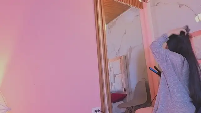 Aria Bennett1 online show from 11/30/25, 11:47