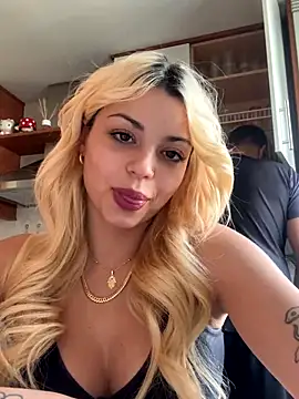 NoeliaGarcia17 online show from 10/03/25, 03:20