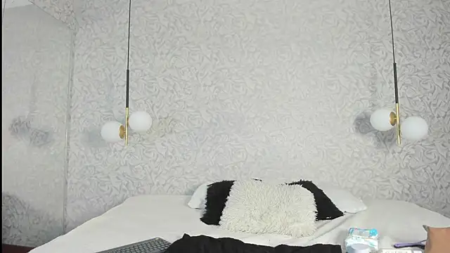 shumy angels online show from 12/19/25, 12:12