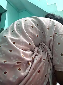 Snapshot of Hotcupale345 chatting on 09/10/25, 03:01 Hotcupale345 online show from 09/10/25, 03:01