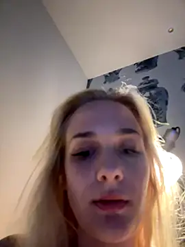 DaryaDoll online show from 09/28/25, 12:16