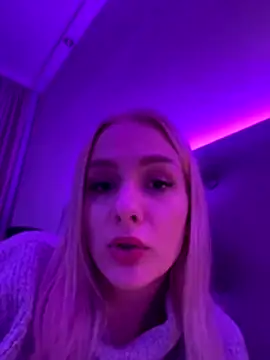 DaryaDoll online show from 11/28/25, 06:10