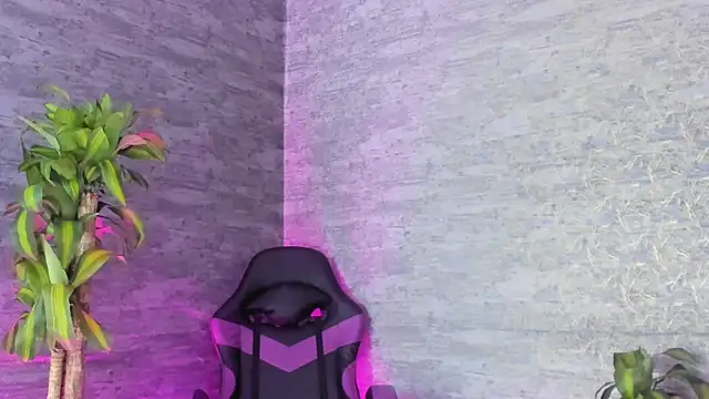 Snapshot of ArthurCox chatting on 09/13/25, 11:48 ArthurCox online show from 09/13/25, 11:48