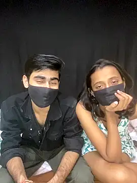 Joy Love Roxie online show from 10/30/25, 06:52