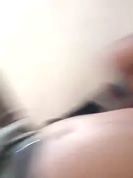 Snapshot of Suranga-55 chatting on 09/27/25, 09:14 Suranga-55 online show from 09/27/25, 09:14