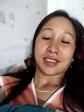 cute love00 online show from 02/18/26, 10:39