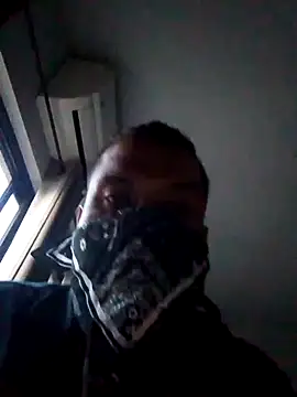 Snapshot of xxanonkmocogelons chatting on 09/29/25, 01:00 xxanonkmocogelons online show from 09/29/25, 01:00