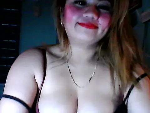 Snapshot of Miss_Heart chatting on 10/05/25, 09:18 Miss Heart online show from 10/05/25, 09:18