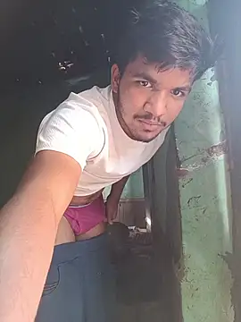 Snapshot of sexofbro chatting on 02/13/26, 09:49 sexofbro online show from 02/13/26, 09:49