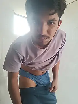 Snapshot of sexofbro chatting on 02/25/26, 08:57 sexofbro online show from 02/25/26, 08:57