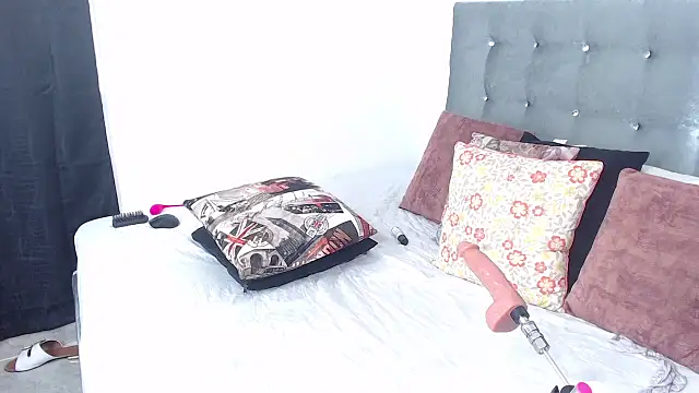 DaiishaWolf online show from 10/31/25, 11:39