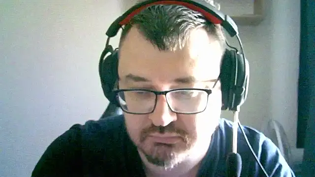 Snapshot of SirAbuser chatting on 09/11/25, 06:24 SirAbuser online show from 09/11/25, 06:24