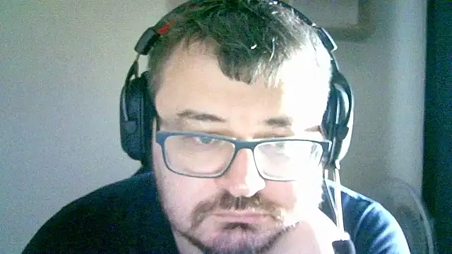 Snapshot of SirAbuser chatting on 09/30/25, 05:56 SirAbuser online show from 09/30/25, 05:56