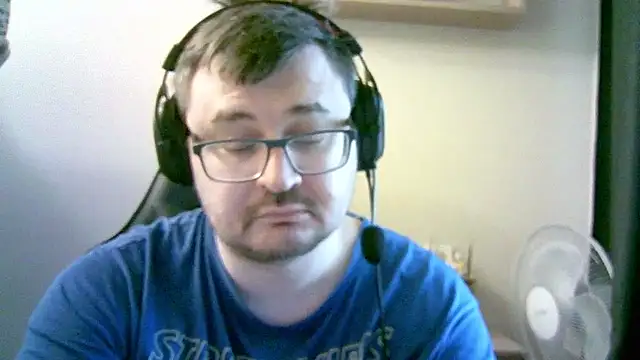 Snapshot of SirAbuser chatting on 10/16/25, 07:31 SirAbuser online show from 10/16/25, 07:31