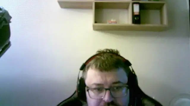 Snapshot of SirAbuser chatting on 12/02/25, 07:14 SirAbuser online show from 12/02/25, 07:14